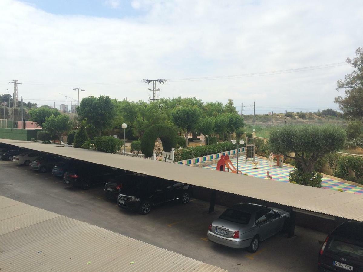 Apartamento en 1ª línea con piscina Alicante Exterior foto